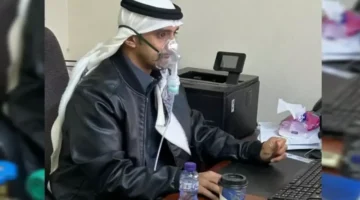 موظف سعودي يعتمد جهاز أكسجين مستمر منذ 37 عاماً في أداء مهامه المهنية 1